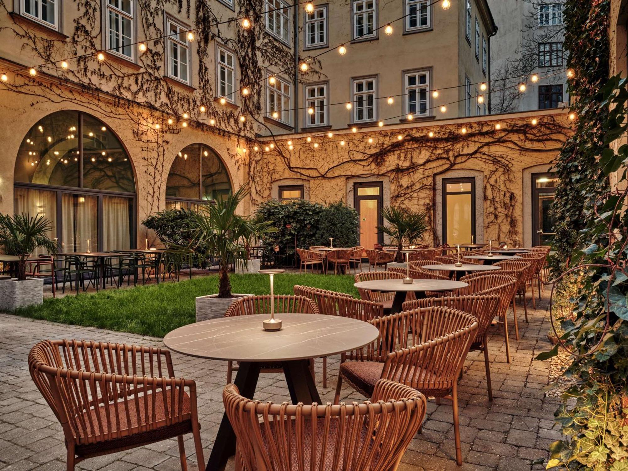 Radisson Blu Das Triest Hotel, Wien Eksteriør bilde